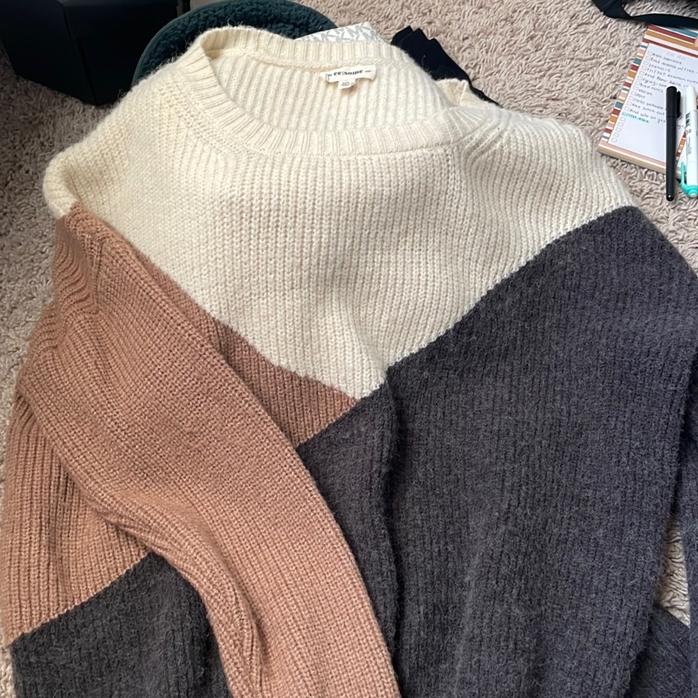 colorblock sweater